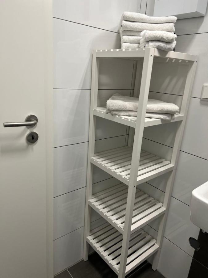 Freshly Renovated City Apartments Essen Kitchen Wifi Near Duesseldorf Airport Buitenkant foto