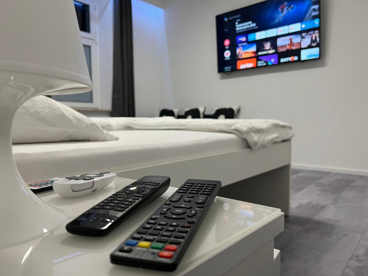 Freshly Renovated City Apartments Essen Kitchen Wifi Near Duesseldorf Airport Buitenkant foto