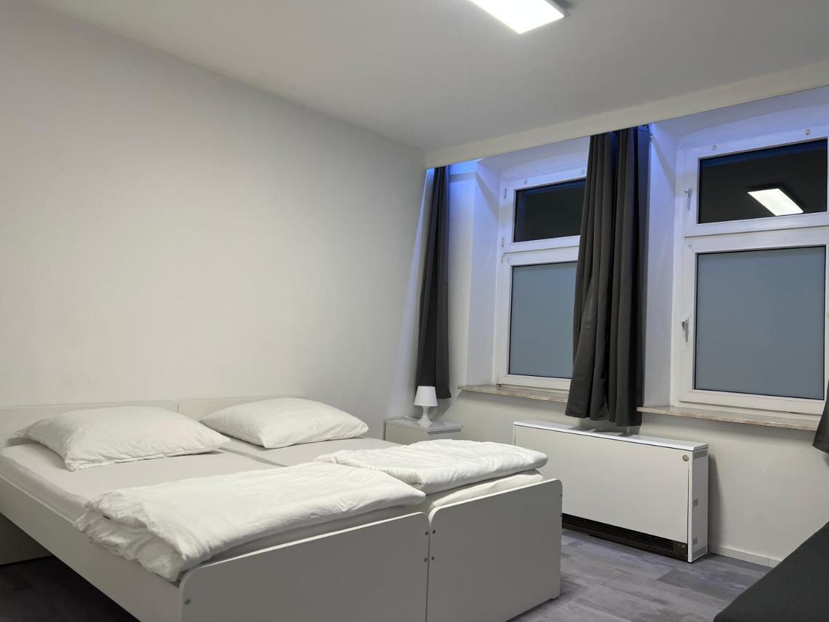 Freshly Renovated City Apartments Essen Kitchen Wifi Near Duesseldorf Airport Buitenkant foto